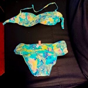 Vintage Victoria's Secret twist front aqua print lightly padded bikini